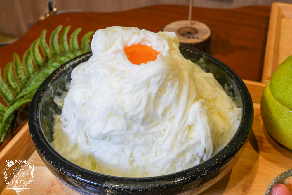 高雄[裕豐冰堂]隱藏在鳳山的高CP值創意雪花冰!中秋限定的柚見月圓雪花冰好拍又好吃!