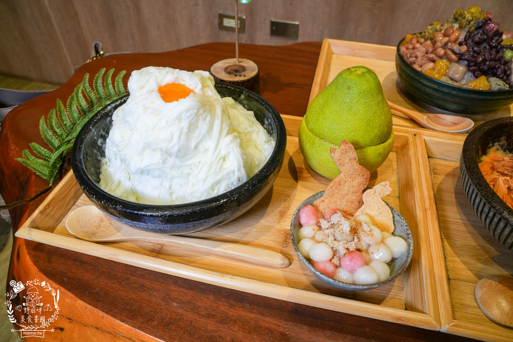 高雄[裕豐冰堂]隱藏在鳳山的高CP值創意雪花冰!中秋限定的柚見月圓雪花冰好拍又好吃!