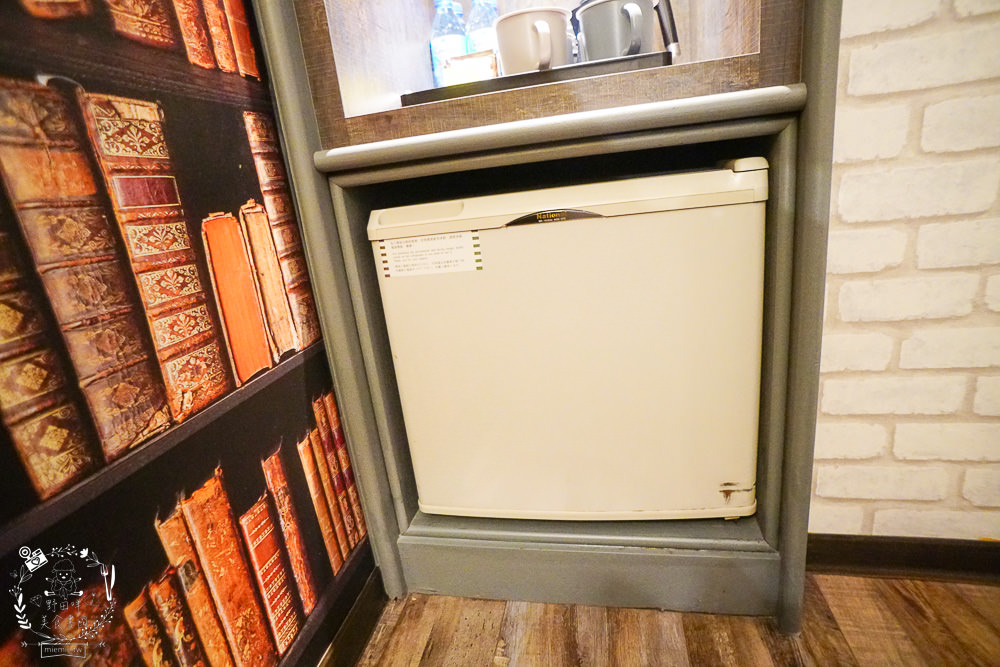 西悠巢旅-高雄車站館|高雄智能自助旅館推薦!統茂集團旗下的新開幕品牌!有智能小美犀開電視冷氣超便利!