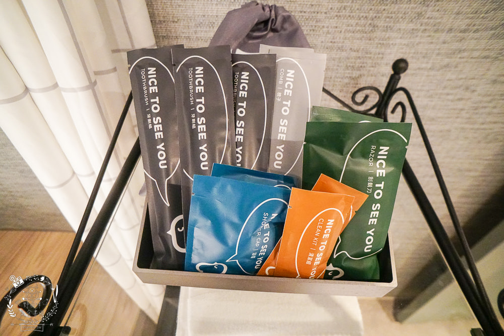 西悠巢旅-高雄車站館|高雄智能自助旅館推薦!統茂集團旗下的新開幕品牌!有智能小美犀開電視冷氣超便利!