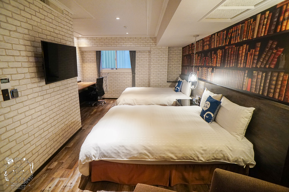 西悠巢旅-高雄車站館|高雄智能自助旅館推薦!統茂集團旗下的新開幕品牌!有智能小美犀開電視冷氣超便利!
