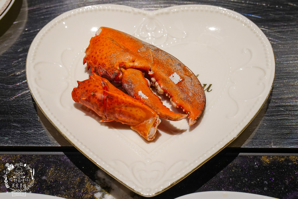 高雄[覓奇頂級鐵板燒餐廳]全場限席16位採全預約制!禮聘旅日四十年經驗主廚掌檯!