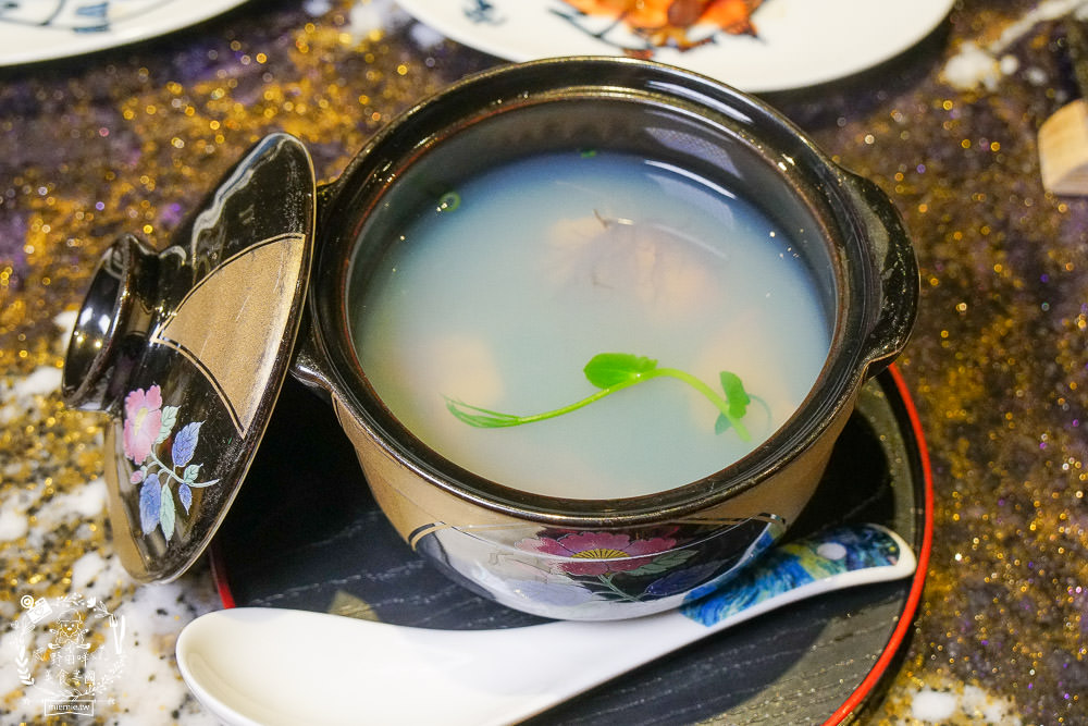 高雄[覓奇頂級鐵板燒餐廳]全場限席16位採全預約制!禮聘旅日四十年經驗主廚掌檯!