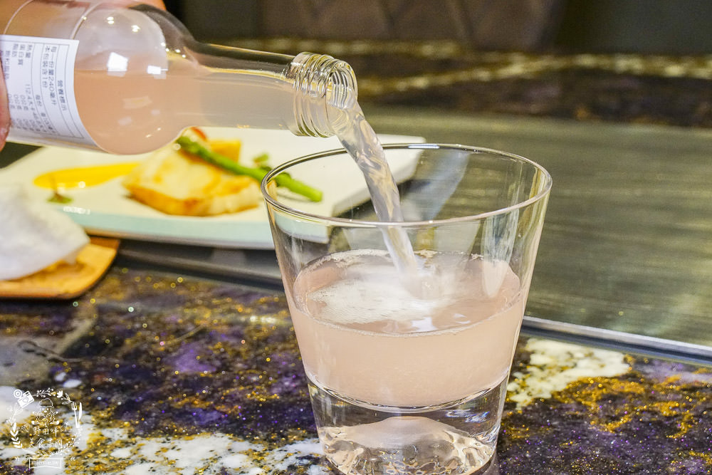 高雄[覓奇頂級鐵板燒餐廳]全場限席16位採全預約制!禮聘旅日四十年經驗主廚掌檯!