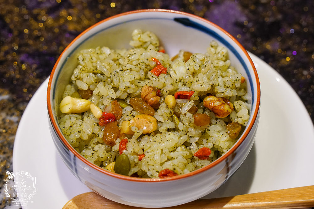 高雄[覓奇頂級鐵板燒餐廳]全場限席16位採全預約制!禮聘旅日四十年經驗主廚掌檯!