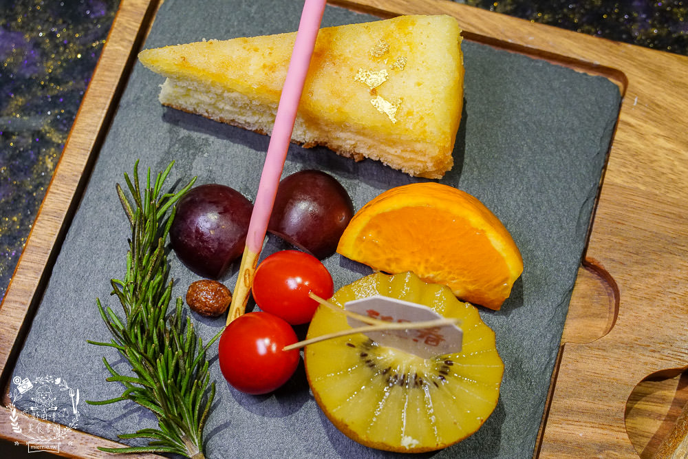 高雄[覓奇頂級鐵板燒餐廳]全場限席16位採全預約制!禮聘旅日四十年經驗主廚掌檯!