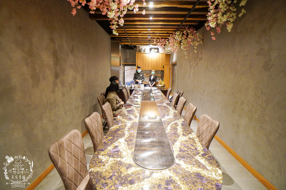 高雄[覓奇頂級鐵板燒餐廳]全場限席16位採全預約制!禮聘旅日四十年經驗主廚掌檯!