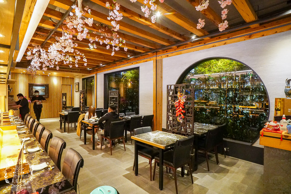 高雄[覓奇頂級鐵板燒餐廳]全場限席16位採全預約制!禮聘旅日四十年經驗主廚掌檯!