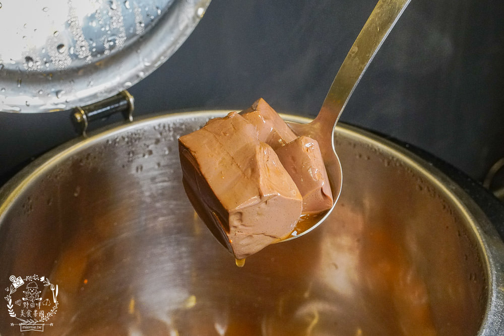 高雄[豬對有韓式烤肉吃到飽]高達70種食材選項!還有銷魂痛風鍋?!