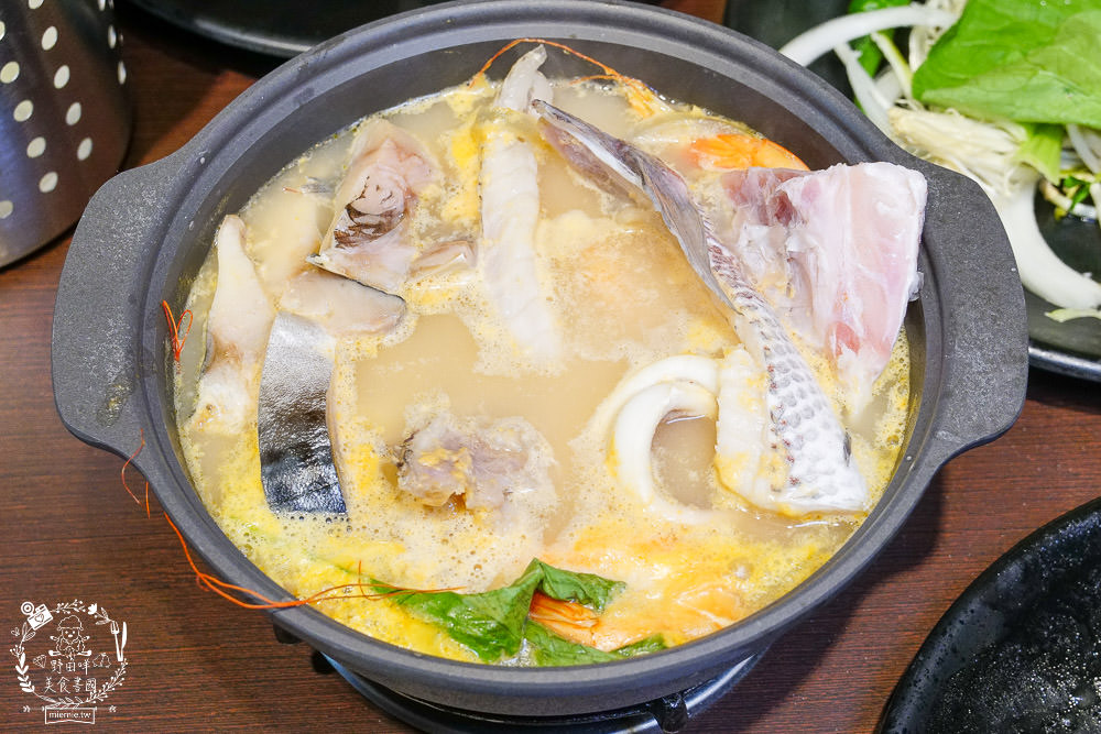 高雄[豬對有韓式烤肉吃到飽]高達70種食材選項!還有銷魂痛風鍋?!