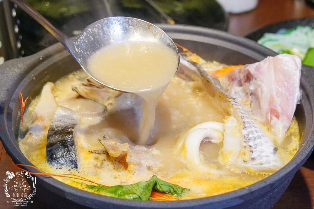 高雄[豬對有韓式烤肉吃到飽]高達70種食材選項!還有銷魂痛風鍋?!