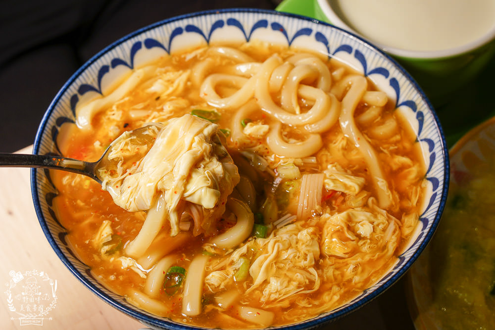 高雄[貓之家俱樂部]正港香港人經營的港式餐廳!寵物友善餐廳!還有貓咪出沒唷~