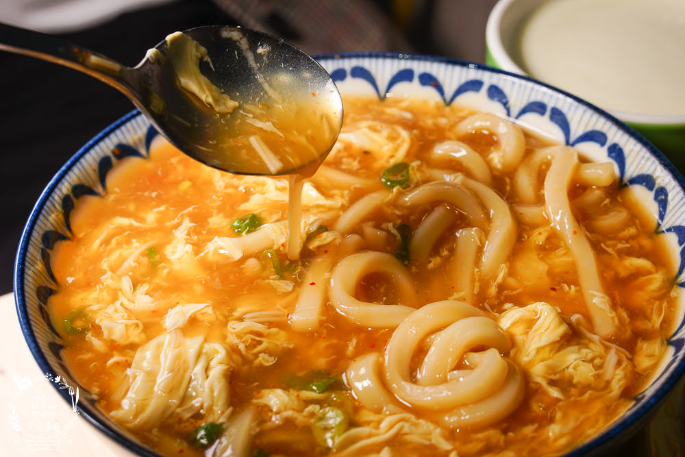 高雄[貓之家俱樂部]正港香港人經營的港式餐廳!寵物友善餐廳!還有貓咪出沒唷~