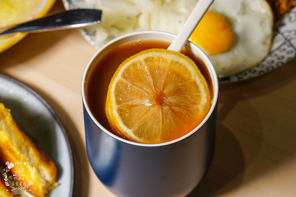 高雄[貓之家俱樂部]正港香港人經營的港式餐廳!寵物友善餐廳!還有貓咪出沒唷~