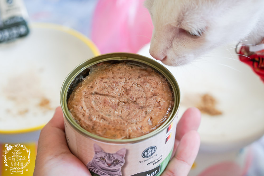 貓咪主食罐推薦!10款超推薦的德國主食罐!高CP值又營養充沛養出健康喵喵(內藏私心愛罐