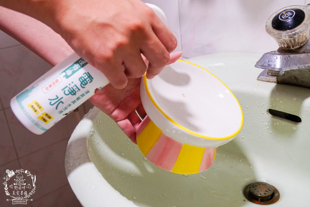 貓咪清潔用品開箱<沒有臭>貓用滅菌液+沒有油 電淨水 清爽餐具水洗液|無毒不刺激不致敏，誤舔無礙的清潔用品