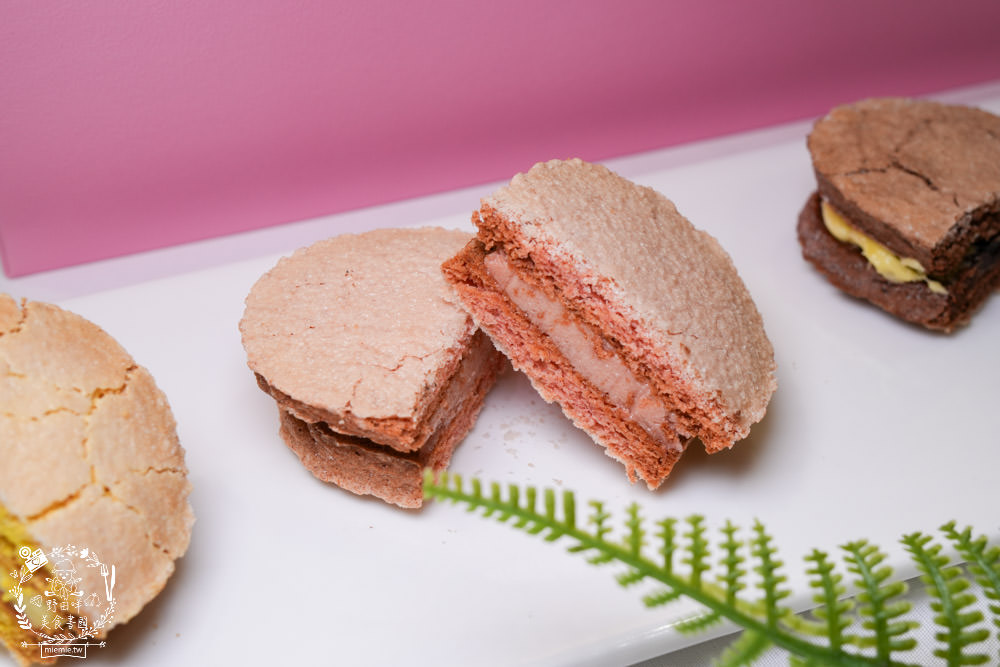 高雄喜餅推薦[貝爾歐洲皇室手工餅乾]高雄超精美奢華的手工餅乾禮盒!喜餅開箱文