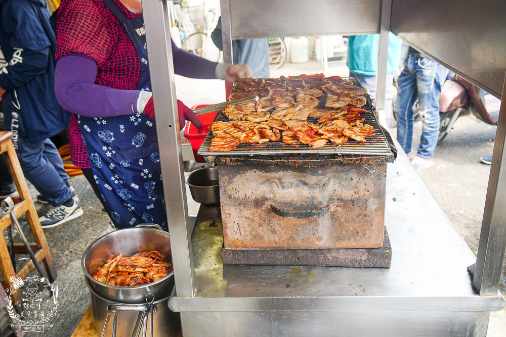 高雄賀家燒肉飯滷肉飯!清晨可以當早餐的排隊小吃?平日也大排長龍的高CP值燒肉飯! - 第7張圖 高雄賀家燒肉飯滷肉飯!清晨可以當早餐的排隊小吃?平日也大排長龍的高CP值燒肉飯!