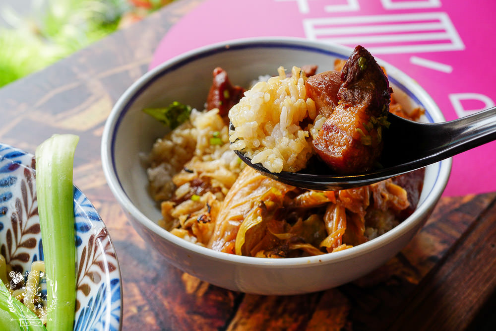 恆春美食[賀her巷弄食間]復古又帶點freestyle的炫彩餐館