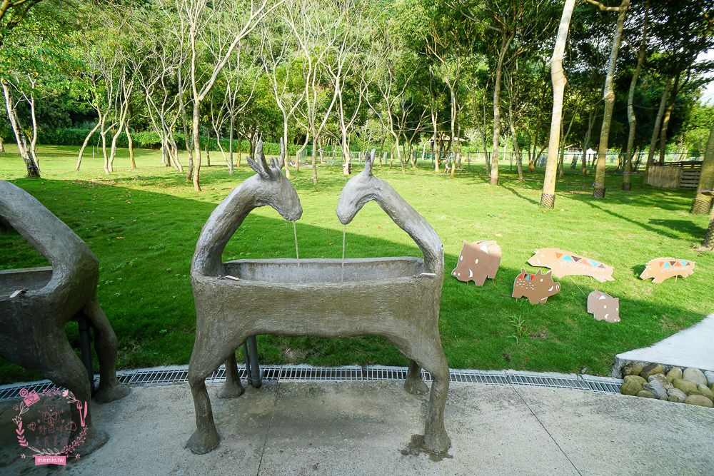 嘉義[逐鹿傳說梅花鹿園區]超可愛的梅花鹿餵食體驗!親子旅遊的好去處!