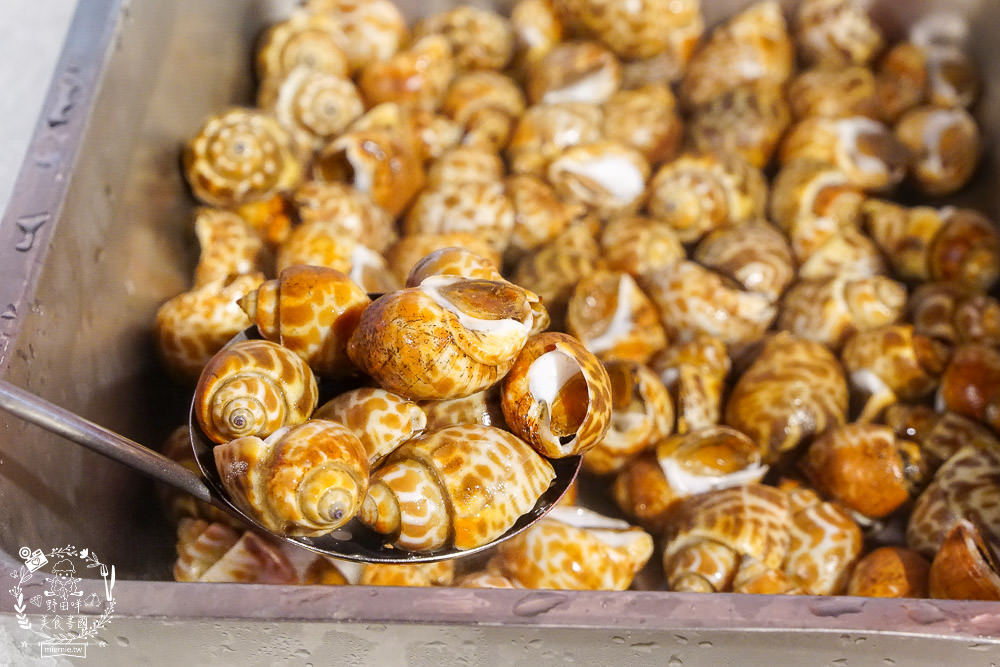 高雄[進吉泰國蝦海鮮炭烤吃到飽]鮮魚+牡蠣+現切肉片爽爽吃！