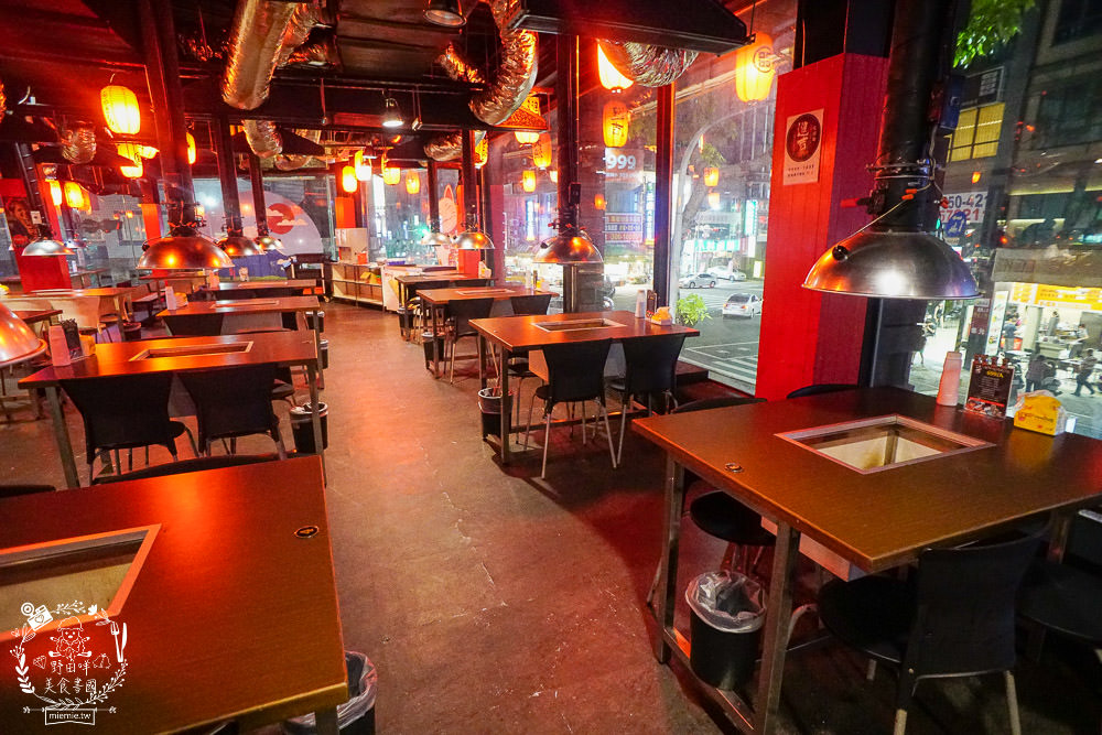 高雄[進吉泰國蝦海鮮炭烤吃到飽]鮮魚+牡蠣+現切肉片爽爽吃！