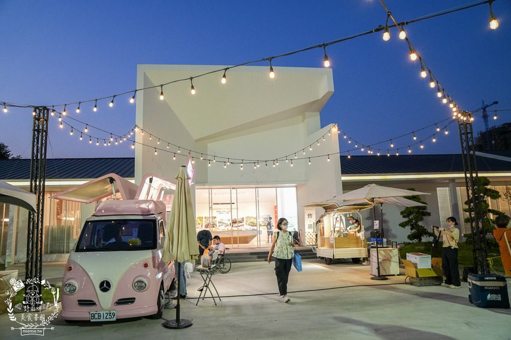 達麗未來市熱氣球嘉年華高雄橋頭市集活動|免費兌換美食券|超多泡泡水可以玩樂|免費搭乘熱氣球拍照 - 第30張圖 達麗未來市熱氣球嘉年華高雄橋頭市集活動|免費兌換美食券|超多泡泡水可以玩樂|免費搭乘熱氣球拍照