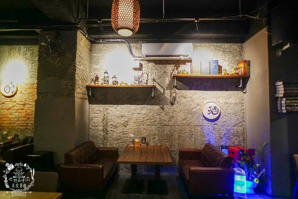 高雄酒吧推薦[酌Bar]古香古色的詩意調酒+超厲害的梅菜飄香肉燥飯銷魂推薦!