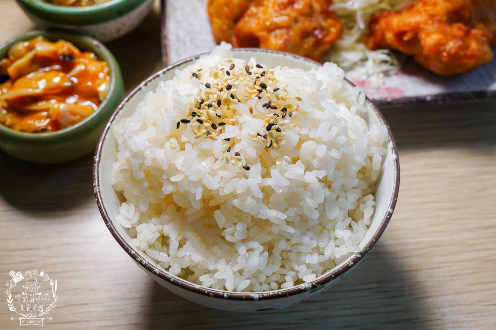 高雄[金鯱家名古屋豬排]爆炸美味的豬排與唐揚炸雞!連討厭炸物的人都不討厭?