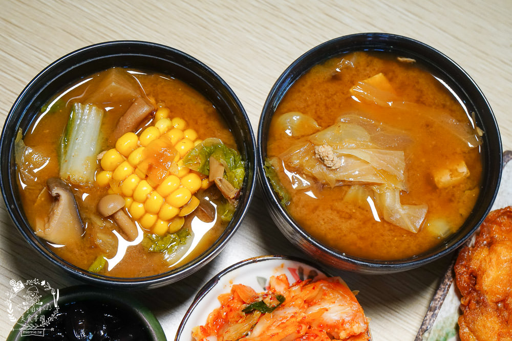 高雄[金鯱家名古屋豬排]爆炸美味的豬排與唐揚炸雞!連討厭炸物的人都不討厭?