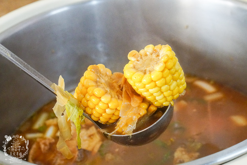 高雄[金鯱家名古屋豬排]爆炸美味的豬排與唐揚炸雞!連討厭炸物的人都不討厭?