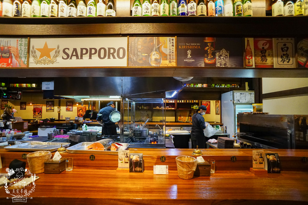 高雄串燒推薦[金鶴串場]10元串串人氣必點!餘味繞舌的月見蔥花丼