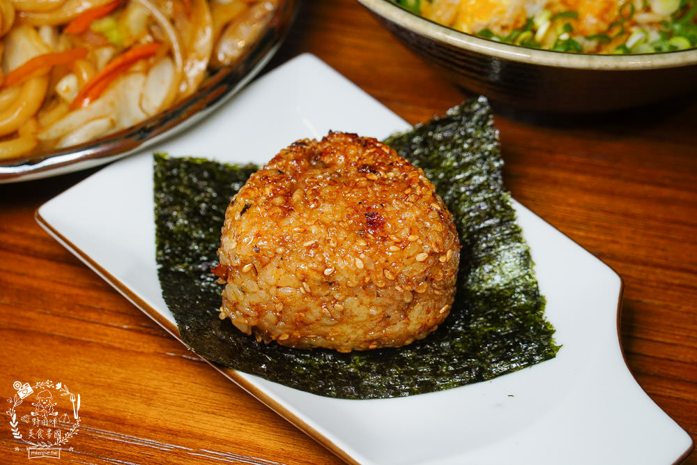 高雄串燒推薦[金鶴串場]10元串串人氣必點!餘味繞舌的月見蔥花丼