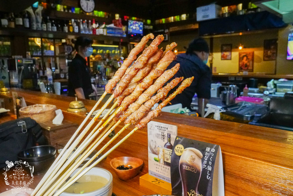 高雄串燒推薦[金鶴串場]10元串串人氣必點!餘味繞舌的月見蔥花丼