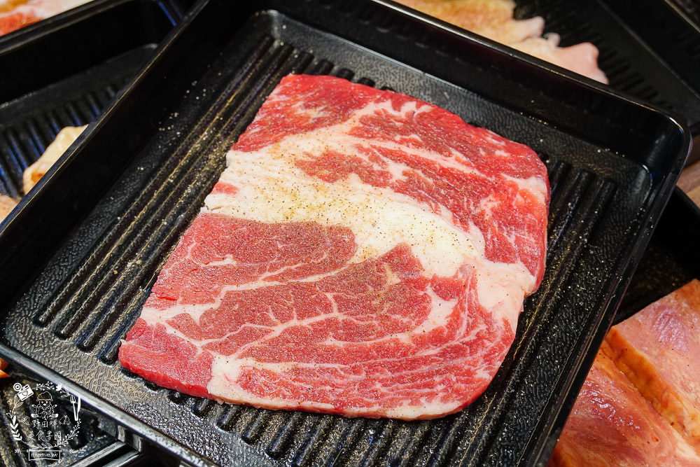 高雄[鉄火燒肉PLUS燒肉吃到飽]高級牛肉|肥美生蠔|天使紅蝦|無限爽爽吃~