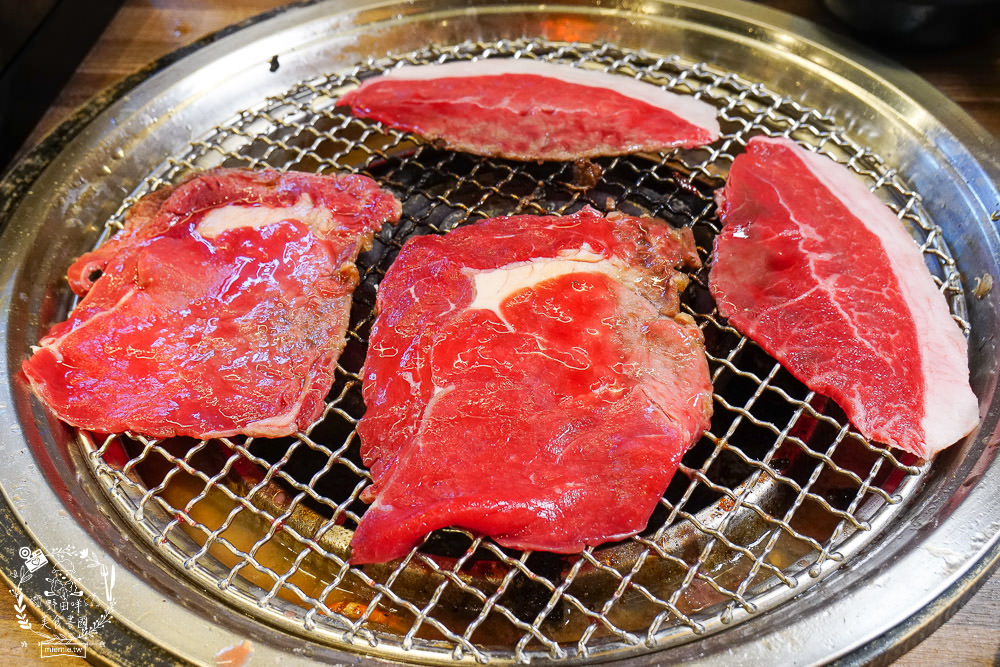 高雄[鉄火燒肉PLUS燒肉吃到飽]高級牛肉|肥美生蠔|天使紅蝦|無限爽爽吃~
