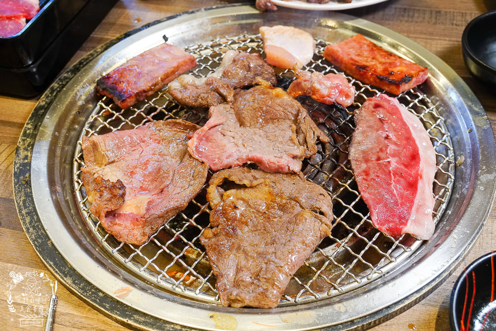 高雄[鉄火燒肉PLUS燒肉吃到飽]高級牛肉|肥美生蠔|天使紅蝦|無限爽爽吃~