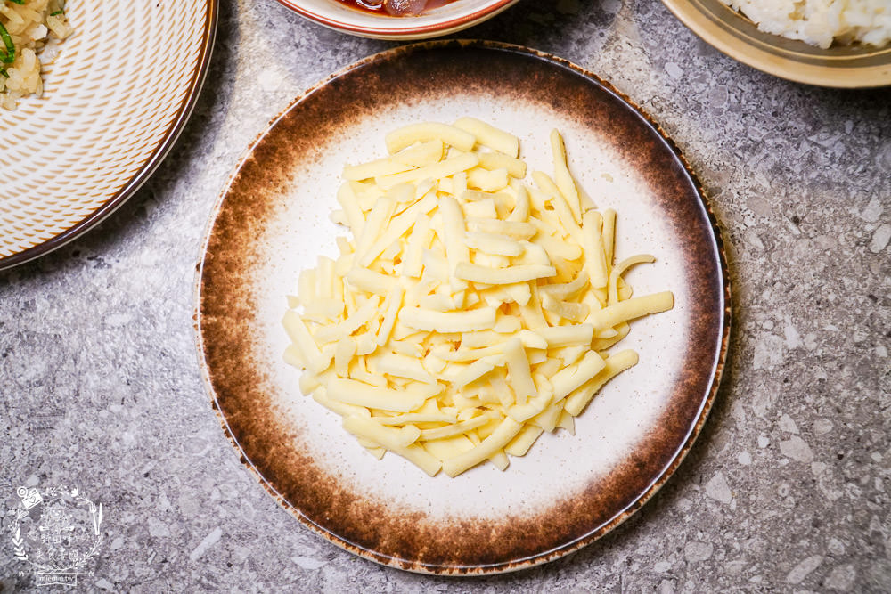 高雄[錨屋壽喜燒]顛覆大眾的高貴不貴精緻壽喜燒?精巧甜點與夢幻裝潢深得少女心!