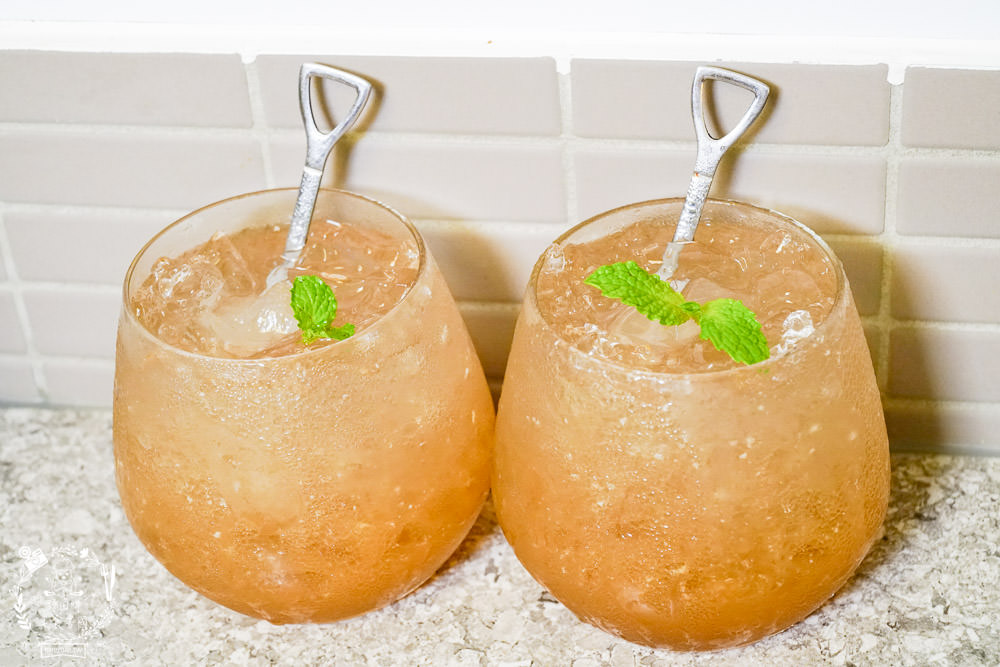 高雄[錨屋壽喜燒]顛覆大眾的高貴不貴精緻壽喜燒?精巧甜點與夢幻裝潢深得少女心!