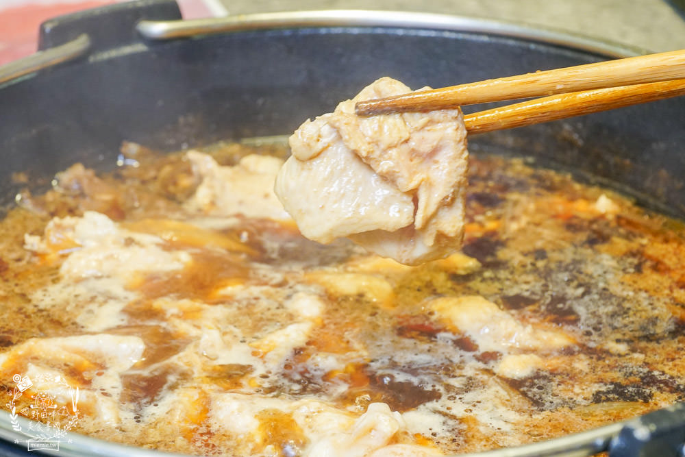 高雄[錨屋壽喜燒]顛覆大眾的高貴不貴精緻壽喜燒?精巧甜點與夢幻裝潢深得少女心!