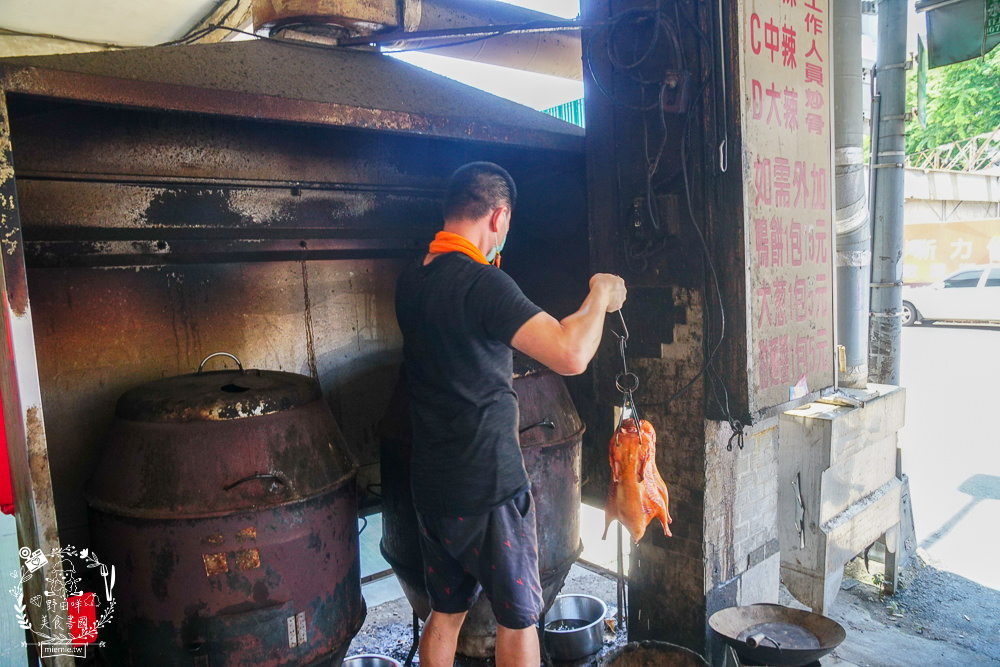 高雄[鏞記鴨莊]超多媒體報導推薦的脆皮烤鴨!鴨油酥炸鹽酥鴨無敵香酥超刷嘴!