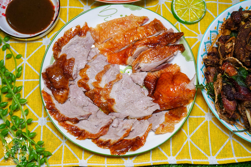 高雄[鏞記鴨莊]超多媒體報導推薦的脆皮烤鴨!鴨油酥炸鹽酥鴨無敵香酥超刷嘴!