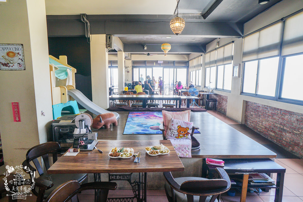 屏東[阮家茶坊天空餐廳]不用出國就能欣賞浪漫小希臘?枋寮超夢幻的景觀咖啡廳+親子餐廳!枋寮絕美海景無敵好拍!