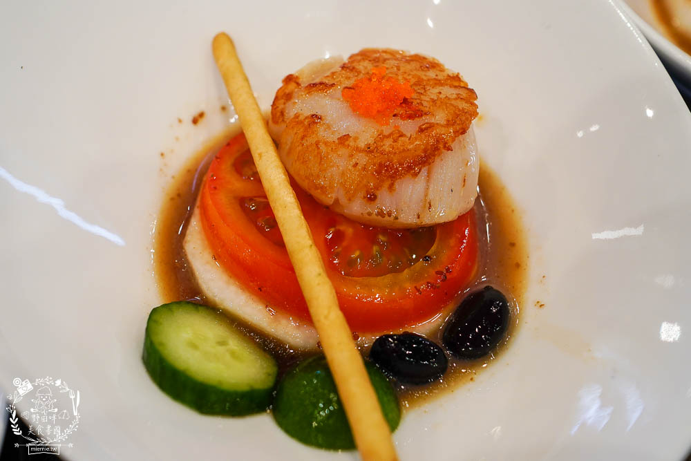 屏東[阿榮坊風味海鮮]東港超精緻又新鮮的海鮮料理餐廳!宴會聚餐都方便~