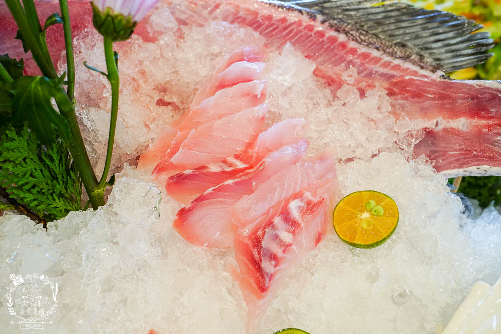 屏東[阿榮坊風味海鮮]東港超精緻又新鮮的海鮮料理餐廳!宴會聚餐都方便~