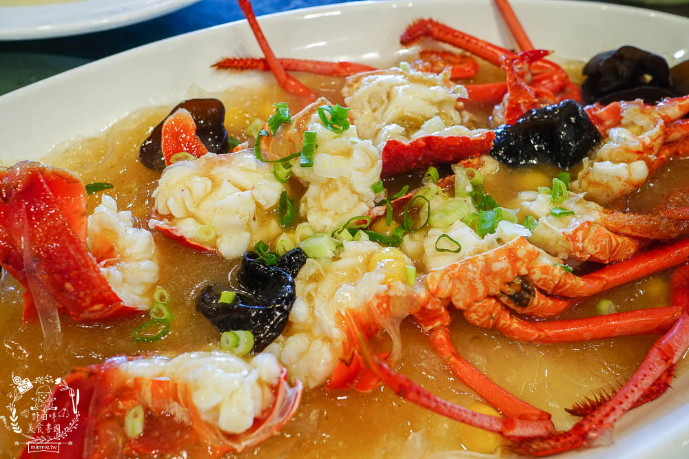 屏東[阿榮坊風味海鮮]東港超精緻又新鮮的海鮮料理餐廳!宴會聚餐都方便~