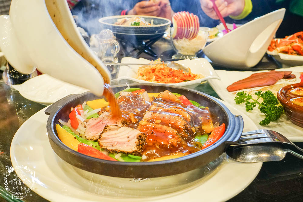 屏東[阿榮坊風味海鮮]東港超精緻又新鮮的海鮮料理餐廳!宴會聚餐都方便~