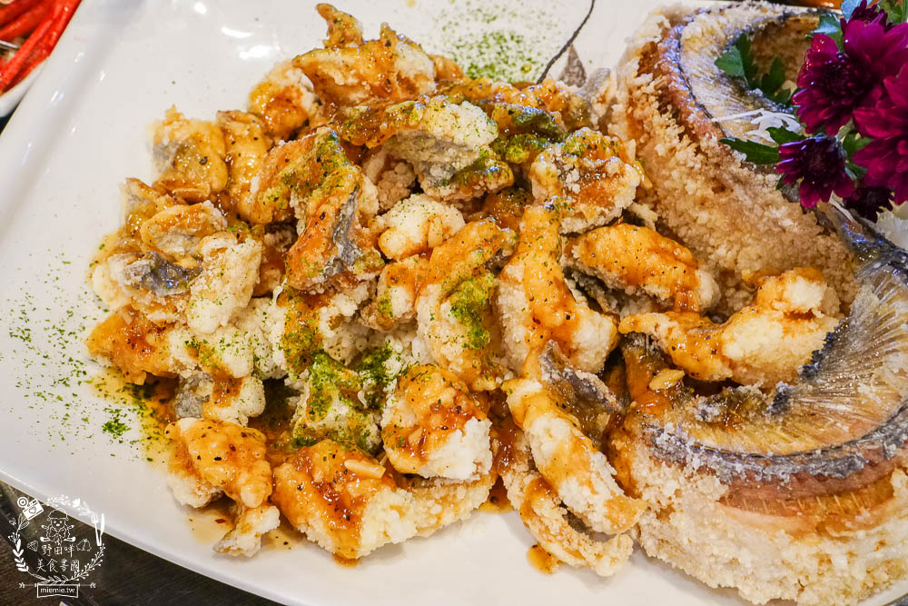 屏東[阿榮坊風味海鮮]東港超精緻又新鮮的海鮮料理餐廳!宴會聚餐都方便~