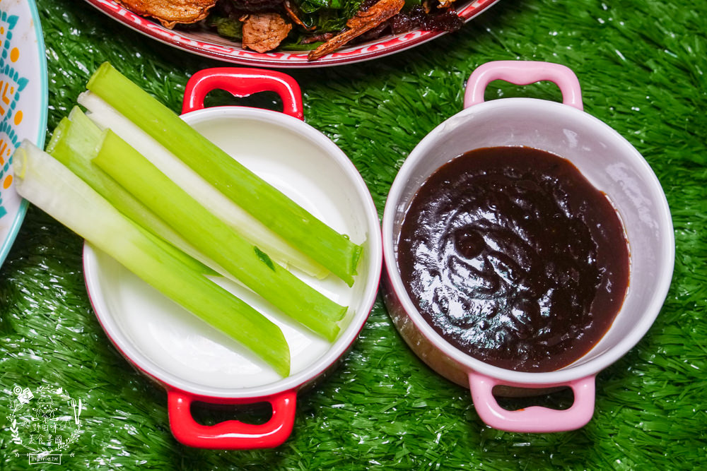 高雄[阿石烤鴨]鳳山五甲超人氣排隊烤鴨!烤鴨三吃人氣必點!鹽酥鴨香酥超刷嘴!鳳山烤鴨推薦!