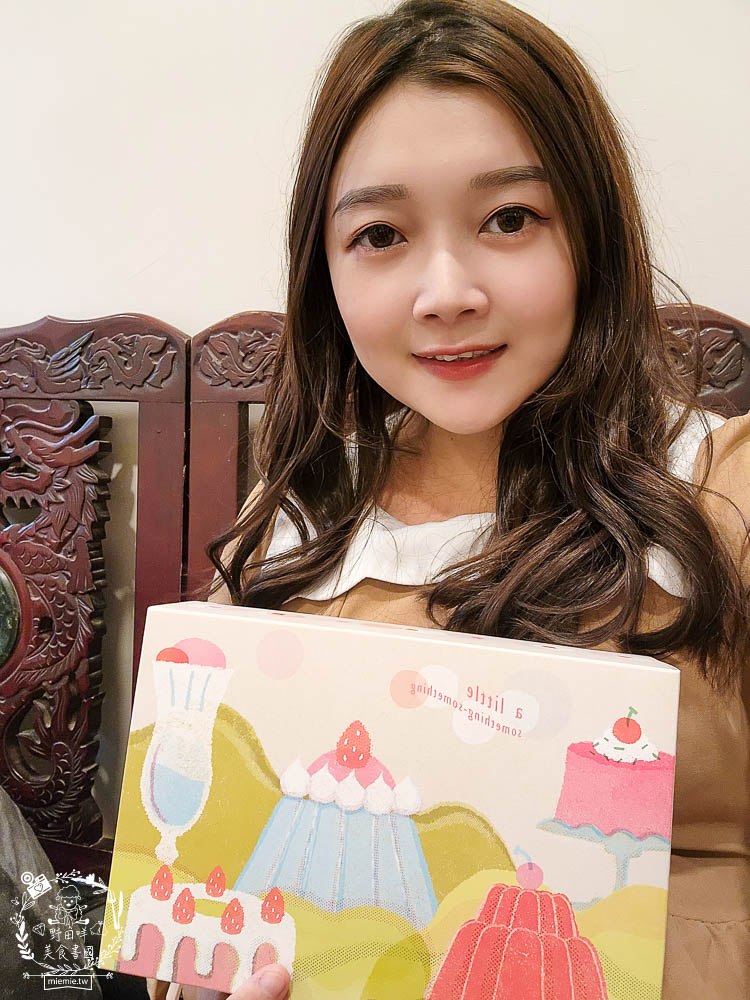 陳允寶泉草莓檸檬蛋糕|台中人氣伴手禮名店推出冬季限定新品草莓檸檬蛋糕!居然添加了金香白葡萄白蘭地?